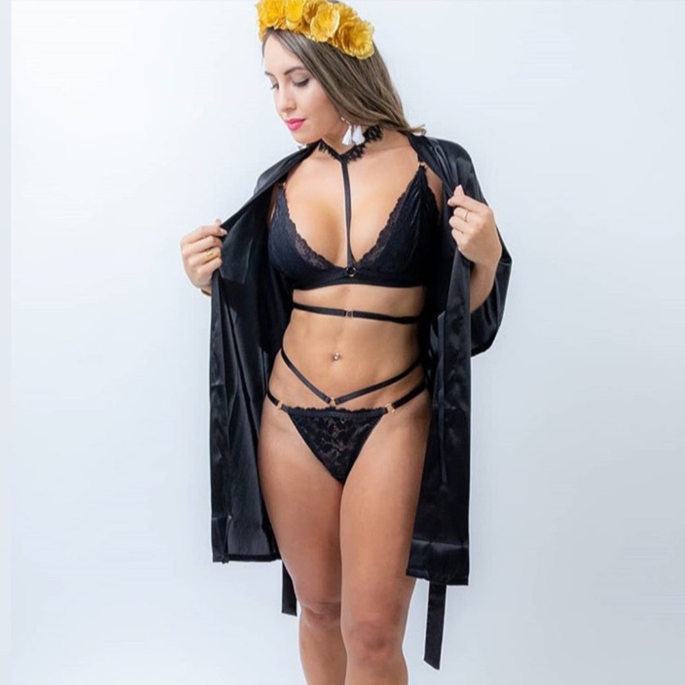 Sexy black  lingerie set